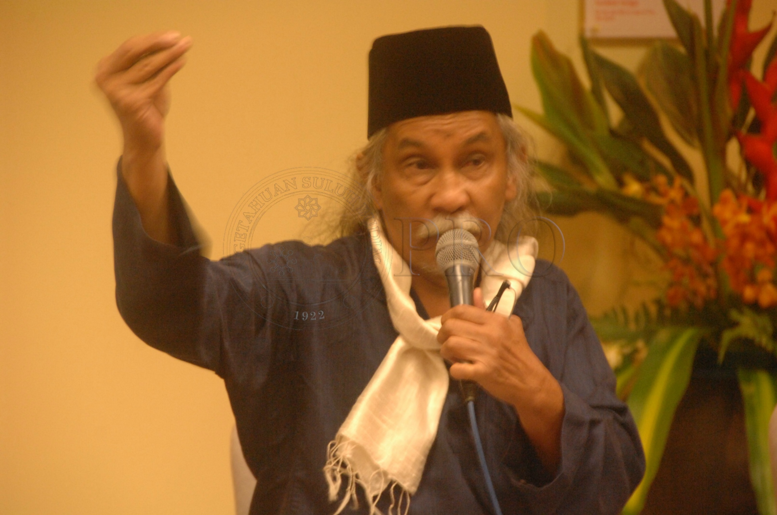 PRO 14 33 WACANA FBA 0234